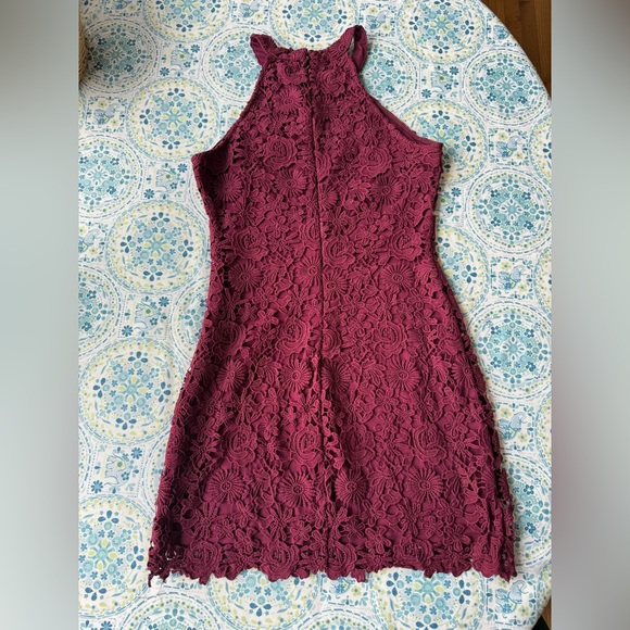 Lulus Love Poem Burgundy Lace Halter Mini Dress, Medium - Picture 4 of 7